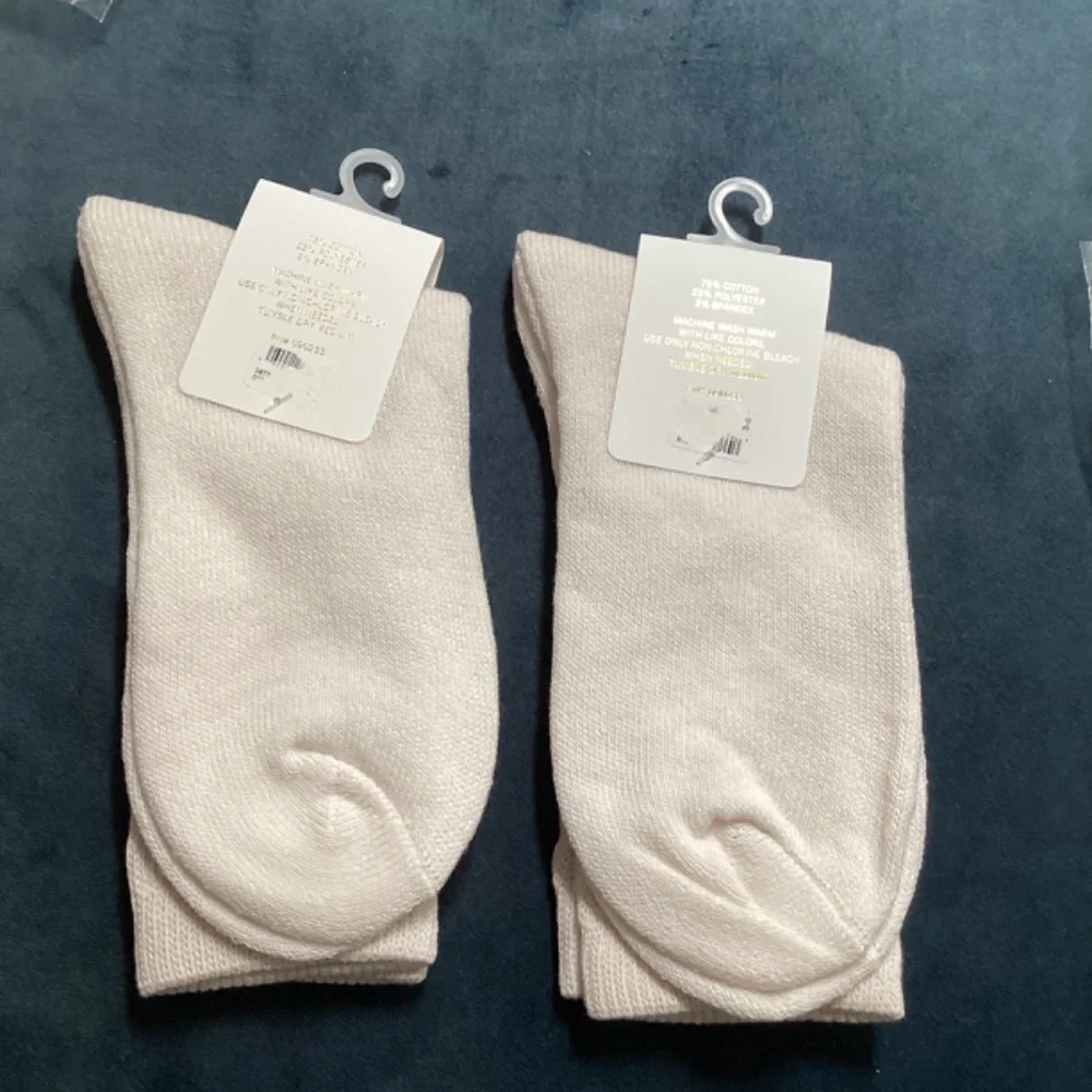 2 LA Hearts Green Stripe Socks Bundle